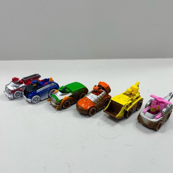 Paw Patrol Other - Paw Patrol True Metal Die Cast Vehicles (Complete)